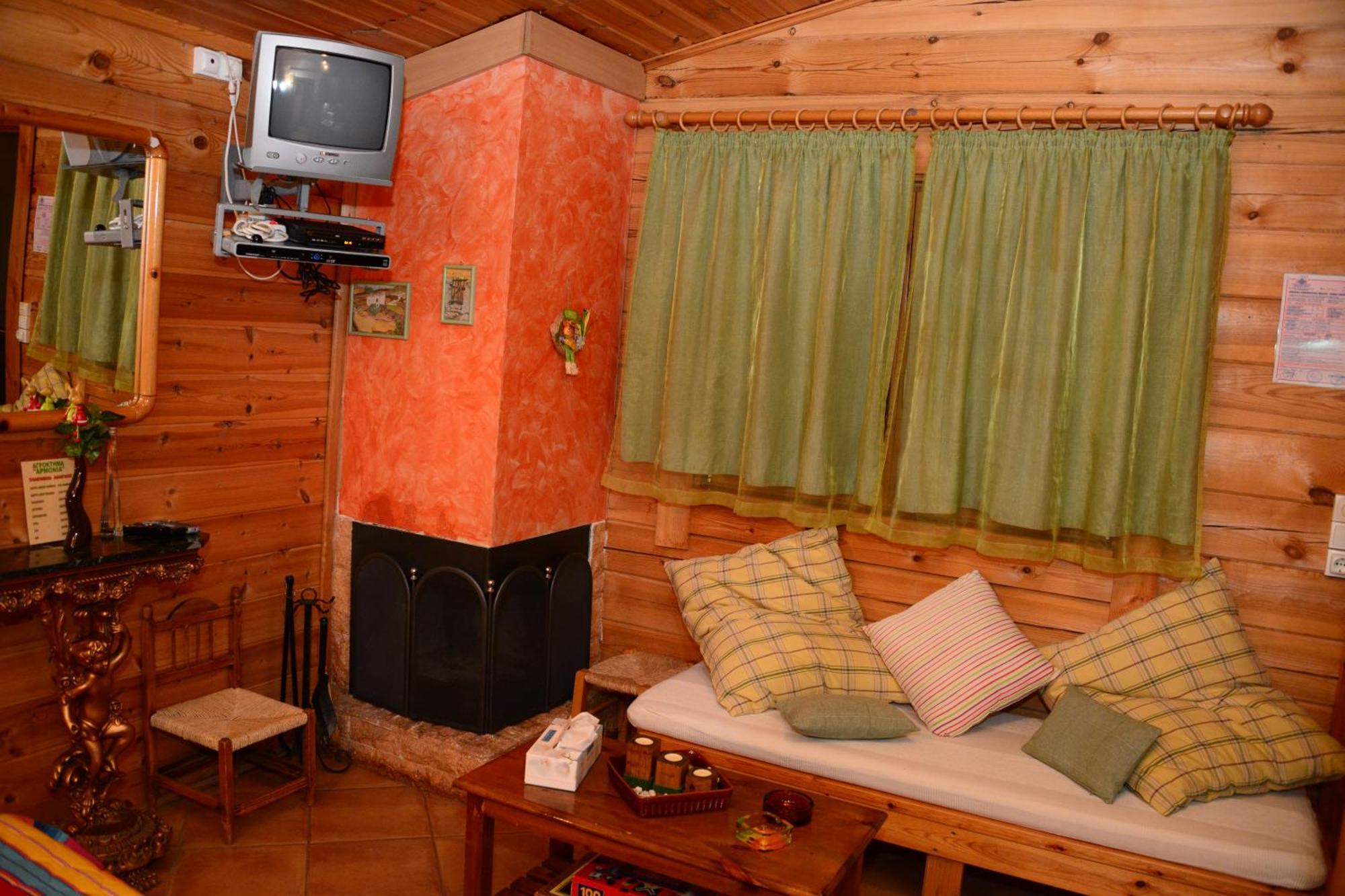 Agroktima Armonia Guest House Karpenísion Eksteriør bilde